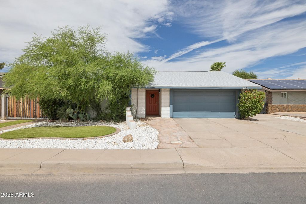 2548 E INVERNESS Avenue, Mesa, AZ 85204 — photo 3