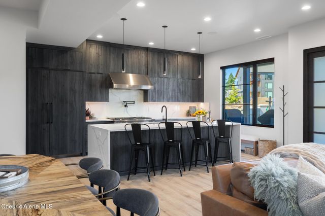 2992 W LUMBER LN, Coeur D'alene, ID 83814
