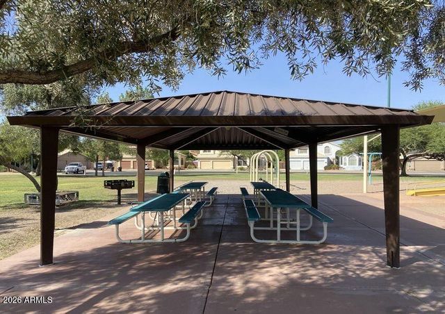 446 W MENDOZA Circle, Mesa, AZ 85210