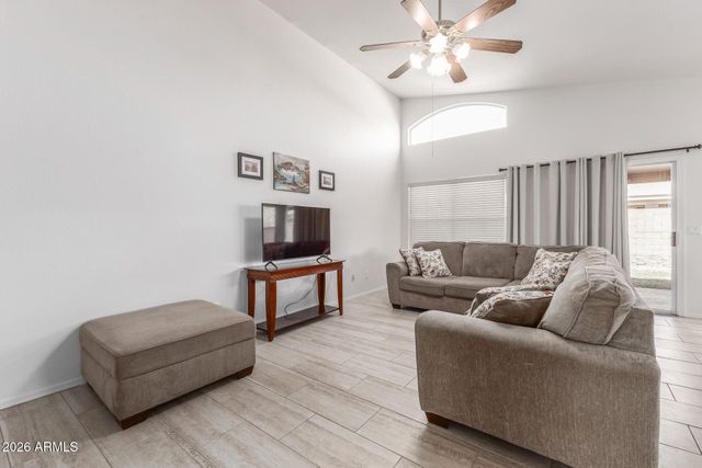 446 W MENDOZA Circle, Mesa, AZ 85210