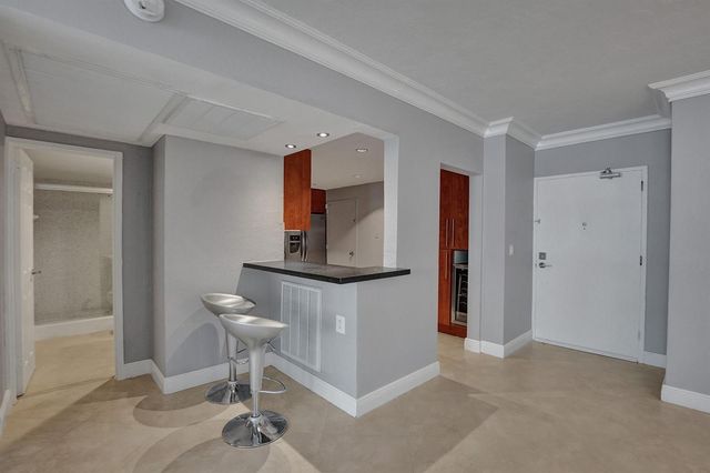 4250 Galt Ocean Drive 8h, Fort Lauderdale, FL 33308