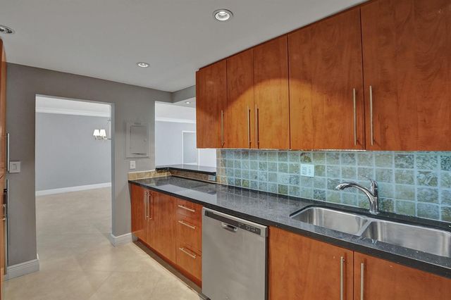 4250 Galt Ocean Drive 8h, Fort Lauderdale, FL 33308
