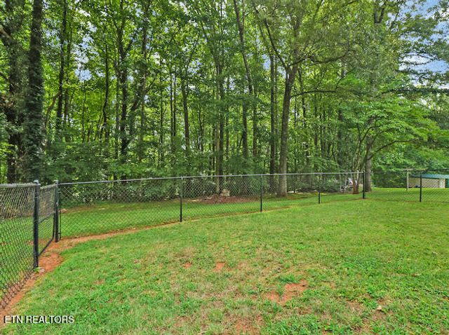 421 Warrior Lane, Harriman, TN 37748
