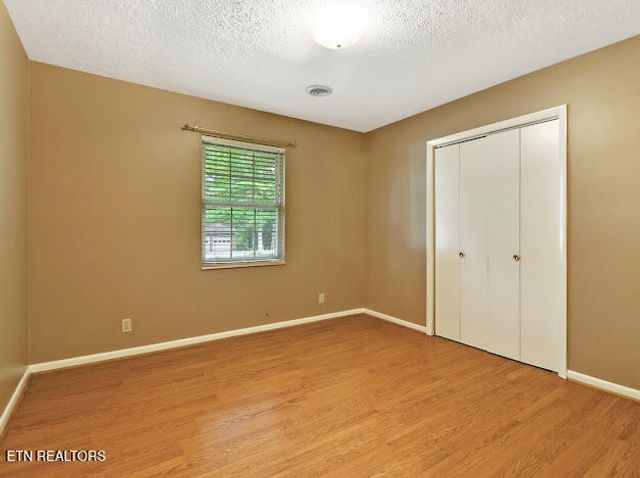 421 Warrior Lane, Harriman, TN 37748