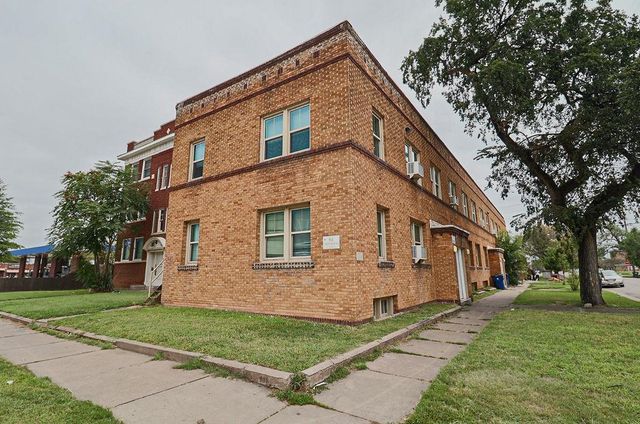 306 E Pine St, Wichita, KS 67214