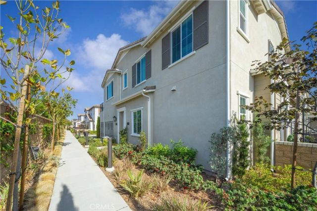 15901 Stresa Lane 7, Fontana, CA 92336