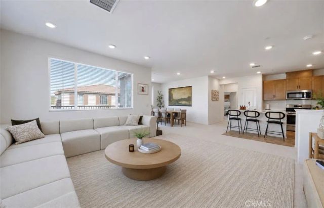 15901 Stresa Lane 7, Fontana, CA 92336