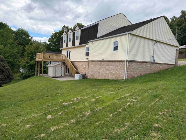 2154 Kennon Lane, Huntington, WV 25705