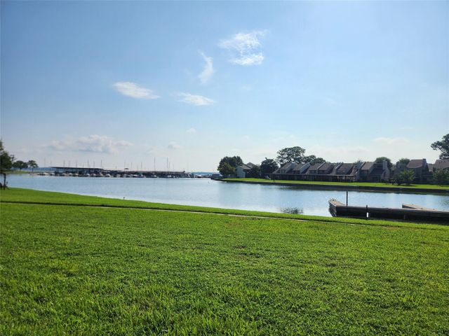12600 Melville Drive 123, Montgomery, TX 77356