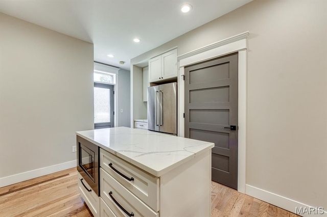 4116 Flad Avenue, St Louis, MO 63110