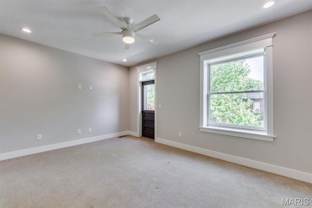 4116 Flad Avenue, St Louis, MO 63110
