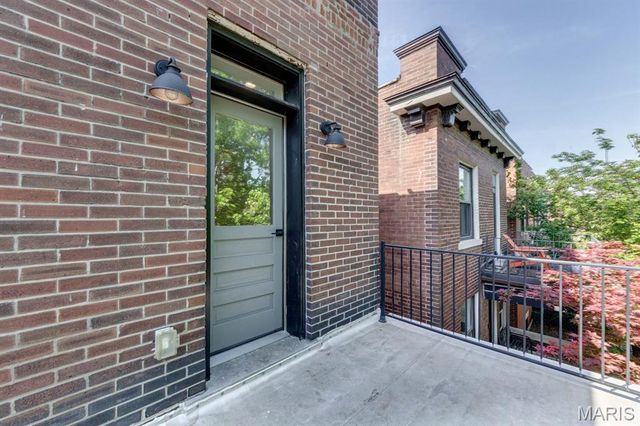 4116 Flad Avenue, St Louis, MO 63110