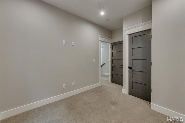 4116 Flad Avenue, St Louis, MO 63110