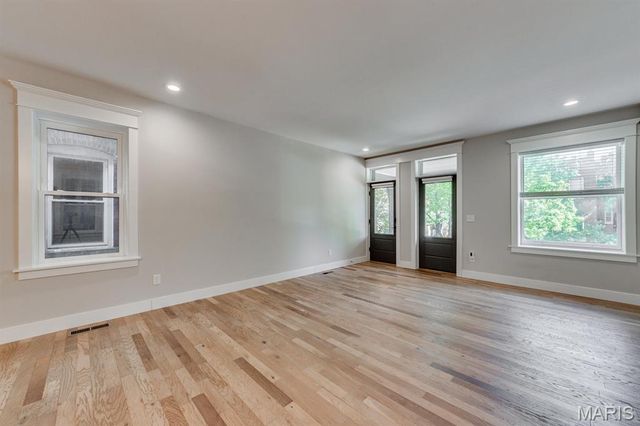 4116 Flad Avenue, St Louis, MO 63110