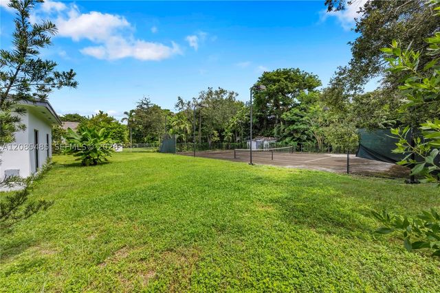 7885 SW 117th St, Pinecrest, FL 33156