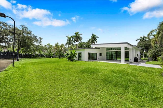 7885 SW 117th St, Pinecrest, FL 33156