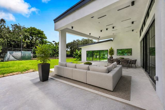 7885 SW 117th St, Pinecrest, FL 33156