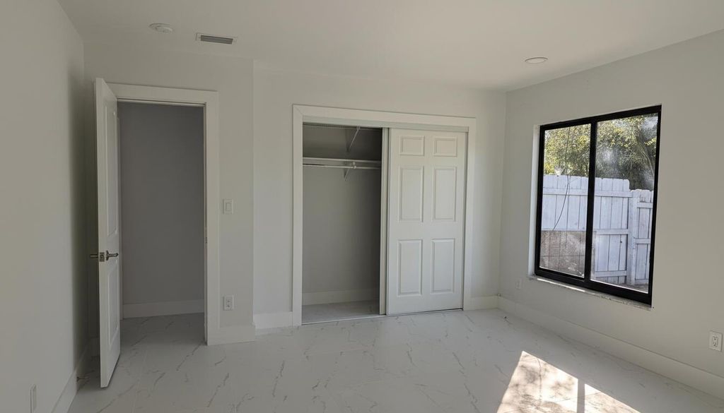 4852 Weymouth Street, Lake Worth, FL 33463