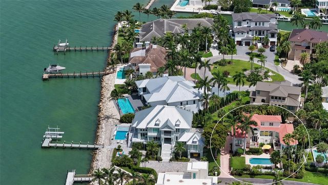 1023 TOCOBAGA LANE, Sarasota, FL 34236