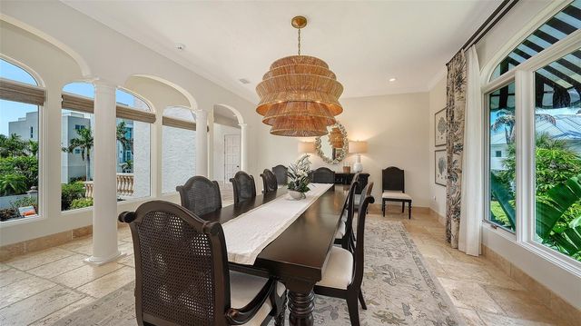 1023 TOCOBAGA LANE, Sarasota, FL 34236