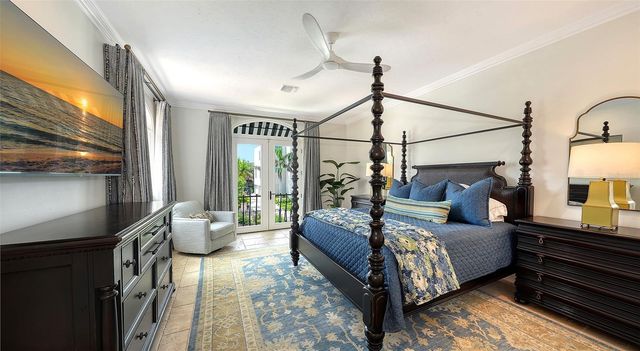 1023 TOCOBAGA LANE, Sarasota, FL 34236