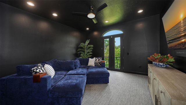 1023 TOCOBAGA LANE, Sarasota, FL 34236