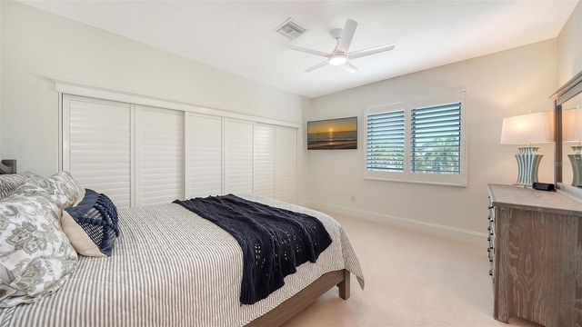 1023 TOCOBAGA LANE, Sarasota, FL 34236