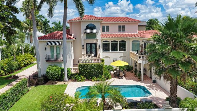 1023 TOCOBAGA LANE, Sarasota, FL 34236