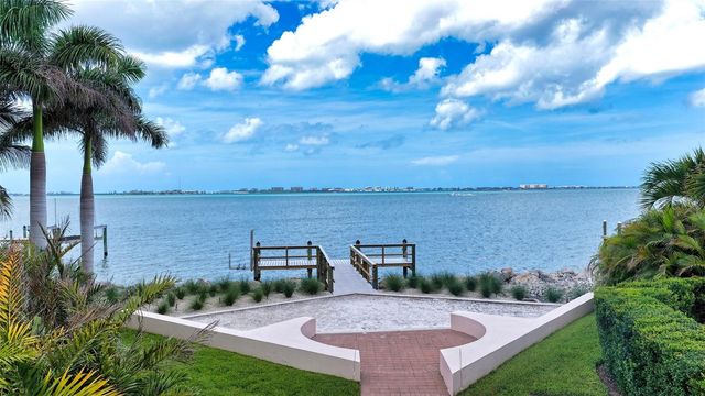 1023 TOCOBAGA LANE, Sarasota, FL 34236
