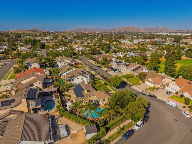 1140 Hillcrest, Corona, CA 92878
