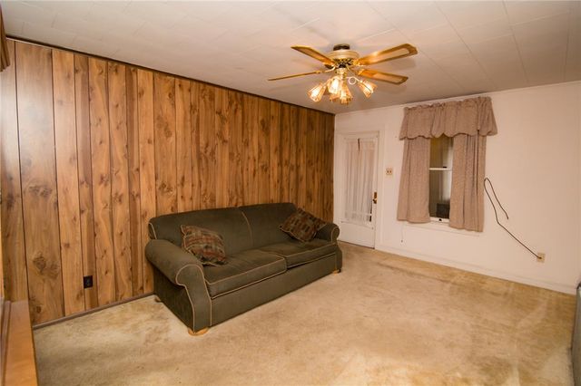 1445 N Muhlenberg Street, South Whitehall Twp, PA 18104