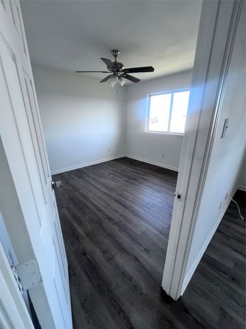 313 Lead Creek Drive, Fort Worth, TX 76131