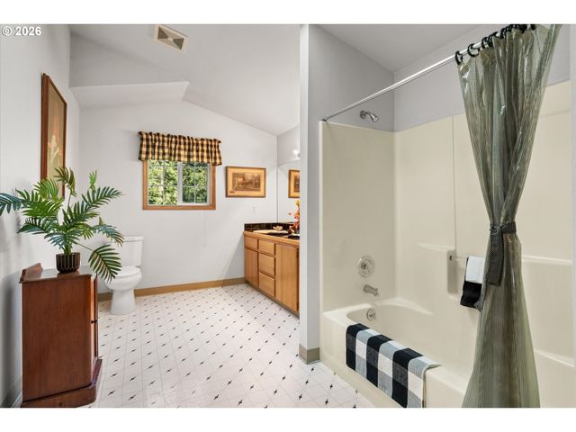 313 Ne 353RD Ave, Washougal, WA 98671