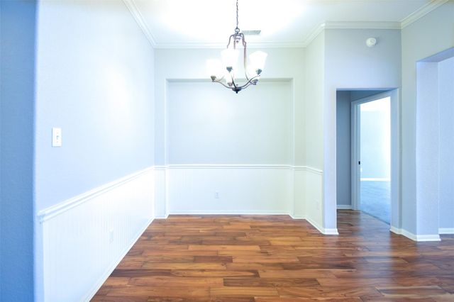 31 Rolling Ridge Court, Conroe, TX 77385