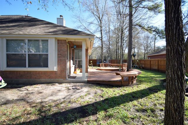 31 Rolling Ridge Court, Conroe, TX 77385