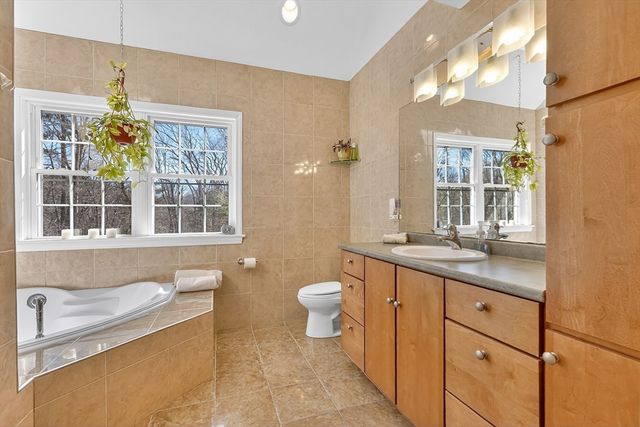 11 Rob's Lane, Sharon, MA 02067