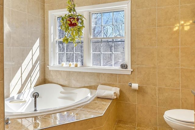 11 Rob's Lane, Sharon, MA 02067