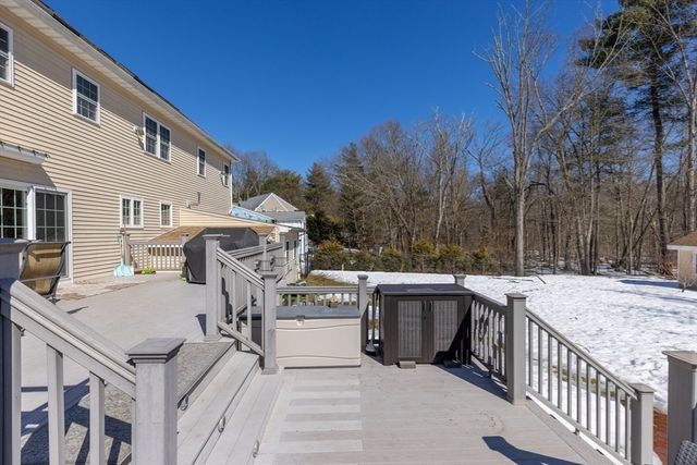 11 Rob's Lane, Sharon, MA 02067