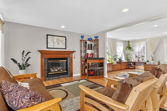 11 Rob's Lane, Sharon, MA 02067