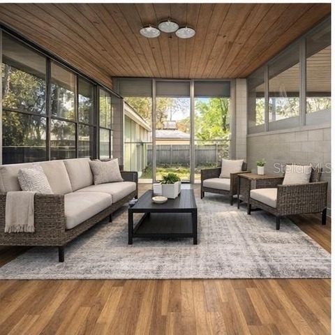 2103 VINE STREET, Leesburg, FL 34748