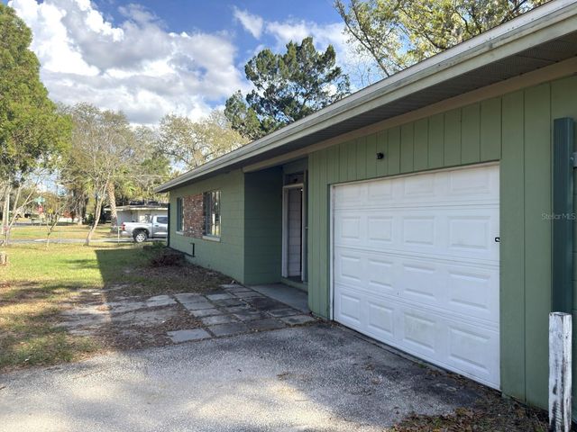 2103 VINE STREET, Leesburg, FL 34748