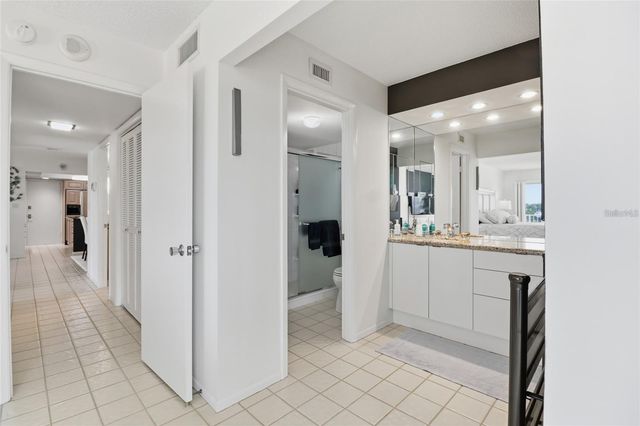 2301 GULF OF MEXICO DRIVE 45N, Longboat Key, FL 34228