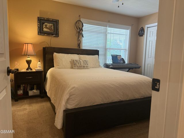 747 Gists Creek Road, Sevierville, TN 37876