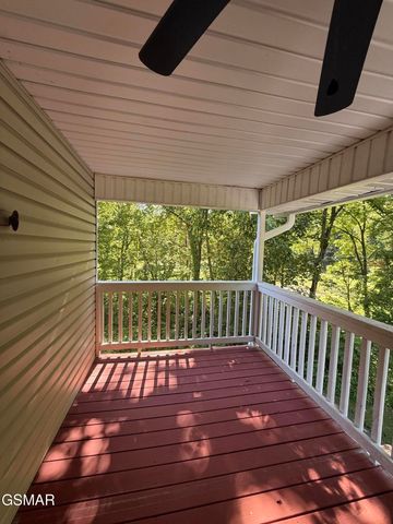 747 Gists Creek Road, Sevierville, TN 37876