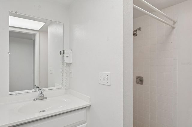 1741 BAYONNE STREET, Sarasota, FL 34231