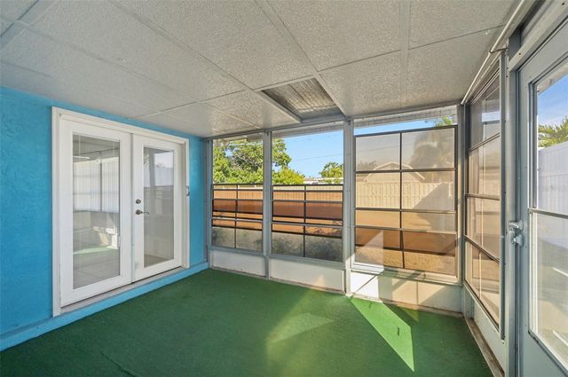 1741 BAYONNE STREET, Sarasota, FL 34231