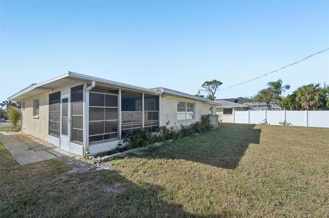 1741 BAYONNE STREET, Sarasota, FL 34231