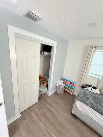 2251 NW 4TH Street 1-2, Pompano Beach, FL 33069