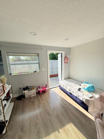 2251 NW 4TH Street 1-2, Pompano Beach, FL 33069