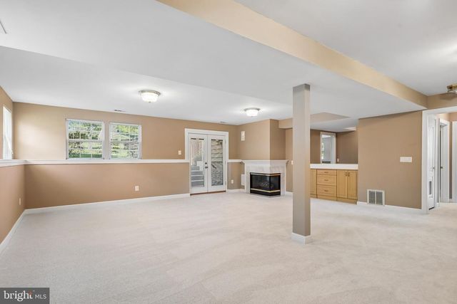 43081 BINKLEY CIR, Leesburg, VA 20176